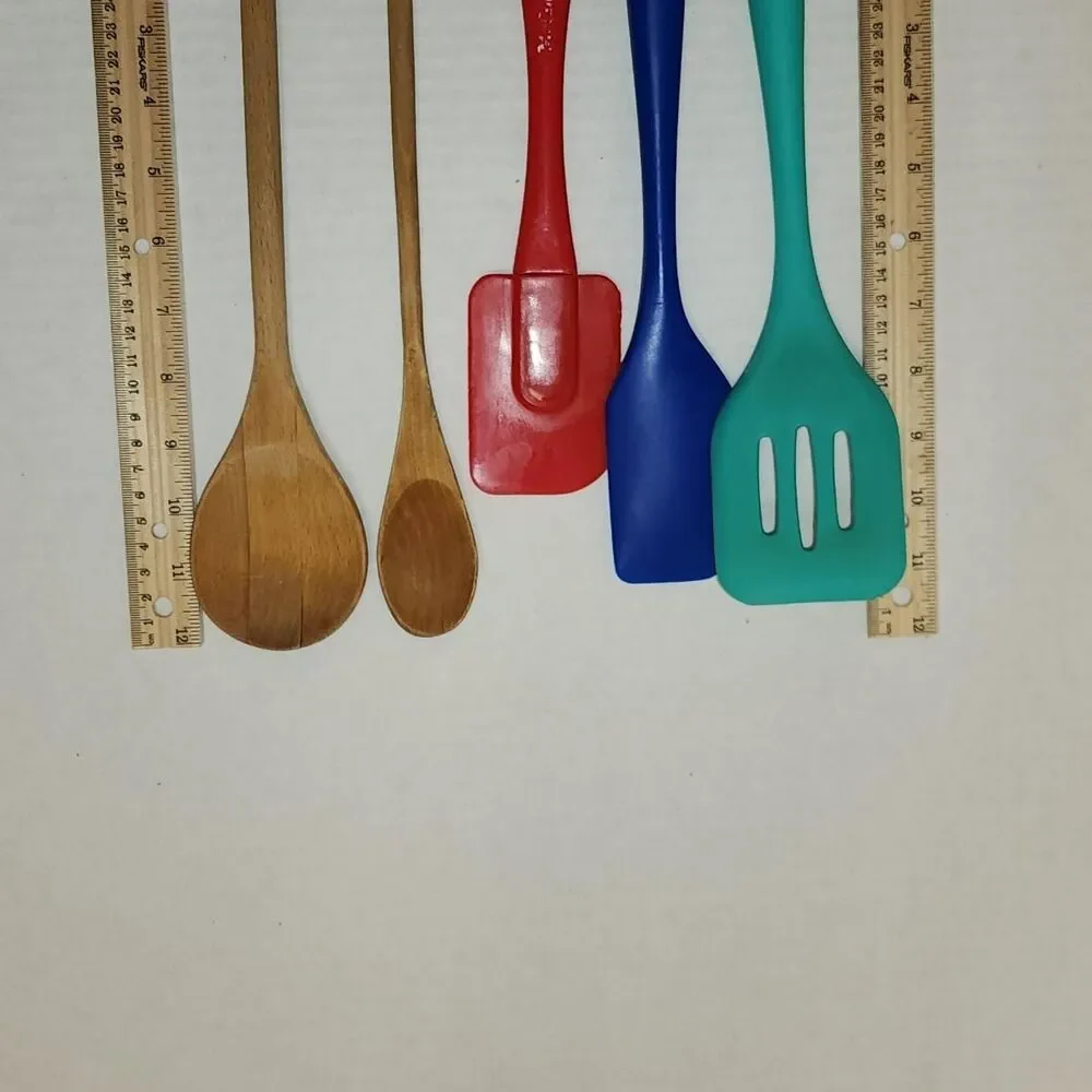 Lot of 8 cooking utensils some vintage Ekco Oneida Wooden Stainless